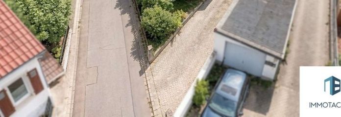 Einfamilienhaus mit 5 Zimmern, Keller & großem Garten für handwerklich versierte Interessenten