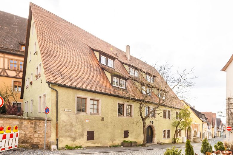 * ¡Joyita de edificio multifamiliar en el casco antiguo de Rothenburg o.d. Tauber!* ¡Sin comisión! * – Foto 1