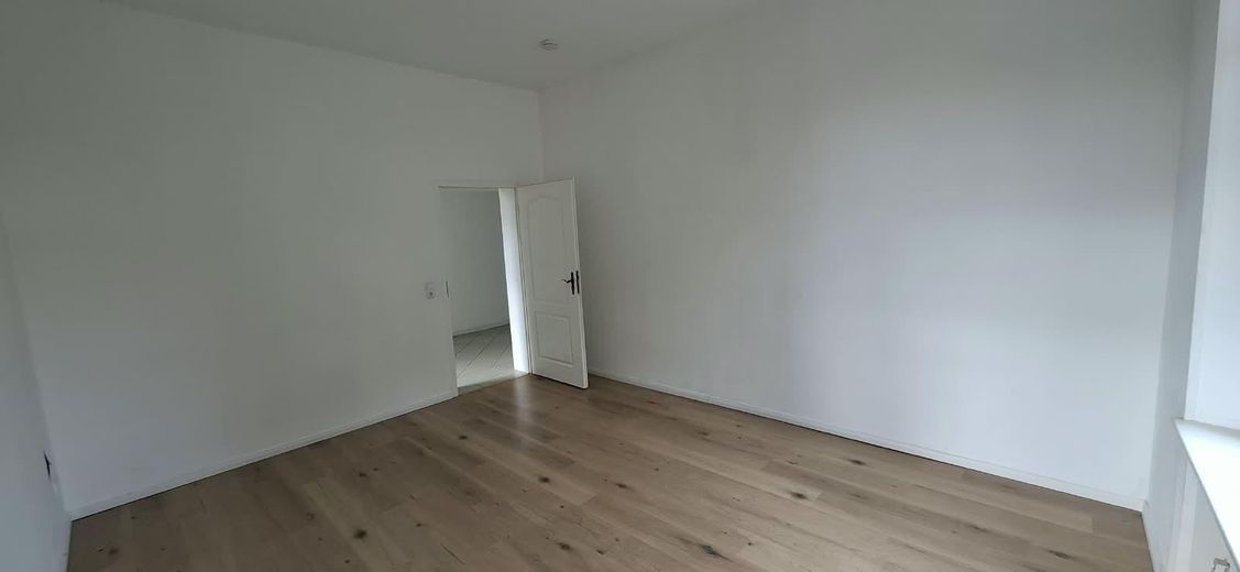 Otwarte oglądanie we wtorek 01.09.2026 o godz. 17:00 Jasne mieszkanie 3-pokojowe w Rieps – Zimmer 2