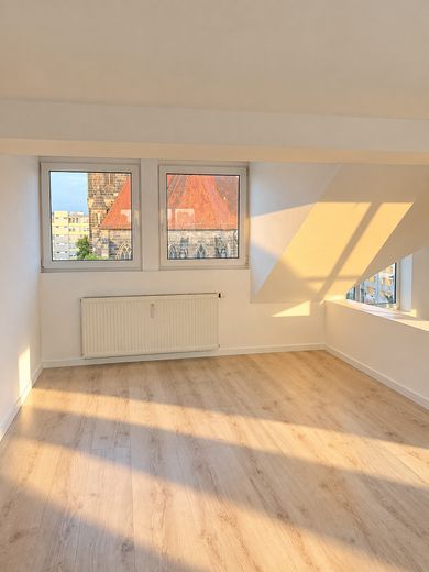 ☀️ Encantador ático de 4 habitaciones con logia sobre Núremberg ☀️ – Foto 36