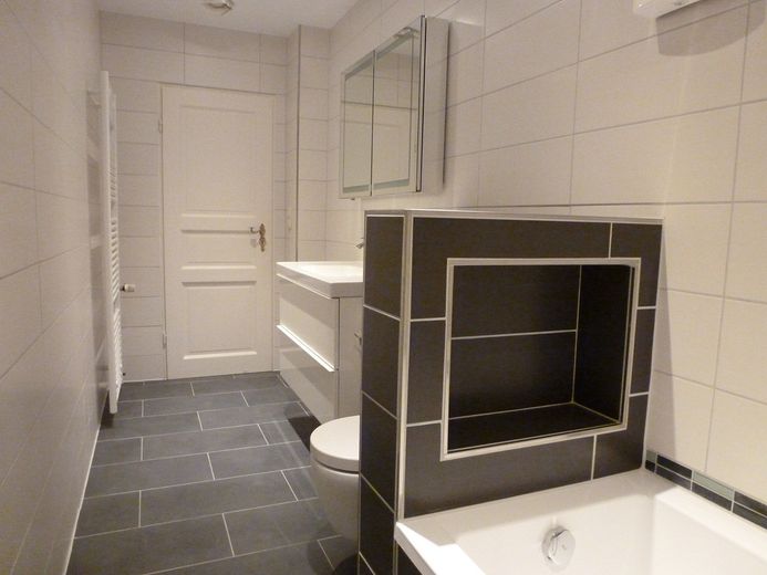 Sanierte, großzügige Maisonette in Direktorenvilla (frei ab 01.12.) – Foto 10