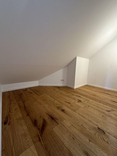 Begehbarer Kleiderschrank DG