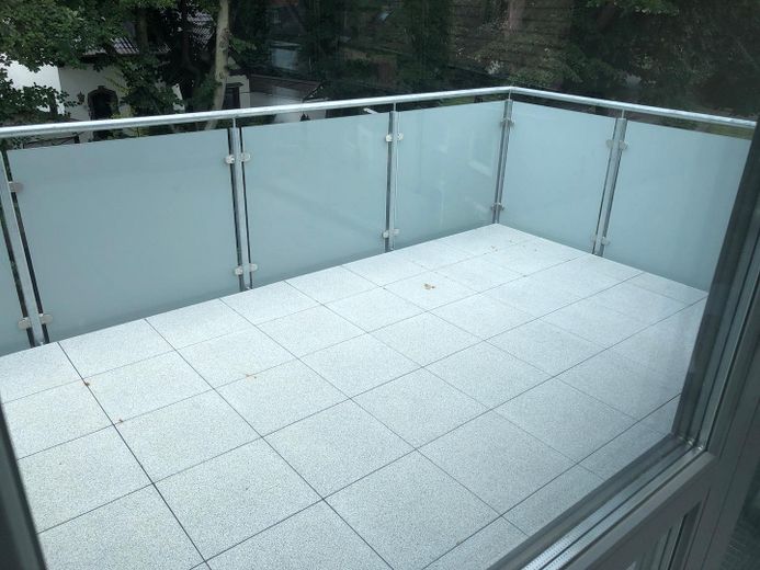 Wohnen mit Charakter: 3,5-Zimmer-Wohnung in Bochum-Wattenscheid, direkt am Stadtgarten – Balkon