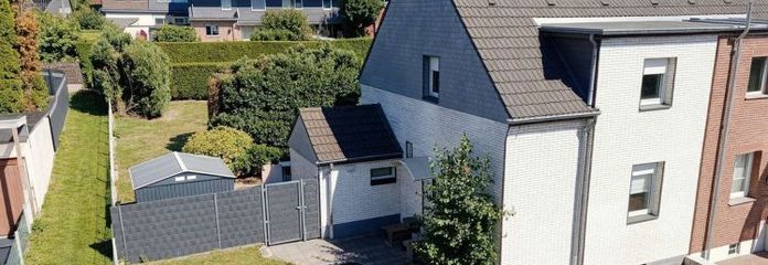 Sofort bezugsfertiges, helles Reihenendhaus auf tollem Grundstück