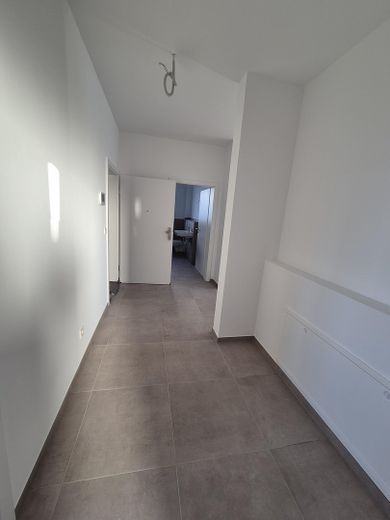 Nieuwbouw! Luxe 8-kamer-twee-onder-een-kaphuis te koop! – Flur