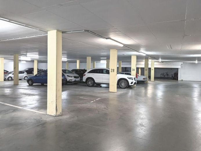 *Investpaket / ca. 5% Rendite - 14 TG Stellplätze in Weinböhla*voll vermietet* *provisionsfrei* – Foto 1