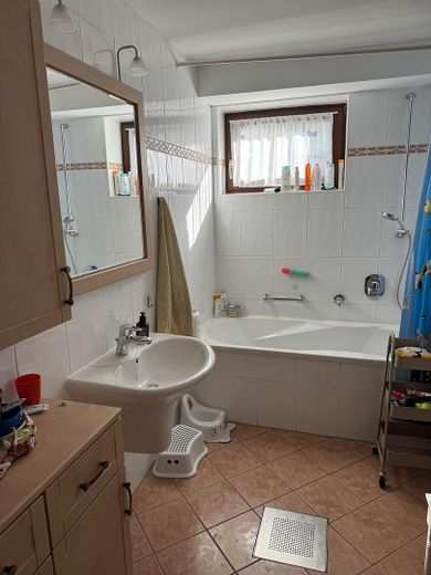 DHH mit Traum-Garten & unverbaubarem Blick – 160 m², 500 m² Grundstück, Neu-Esting – Foto 7