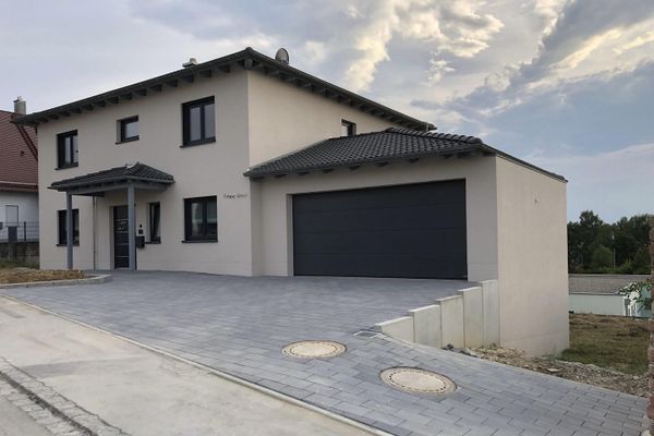 Exclusive family house