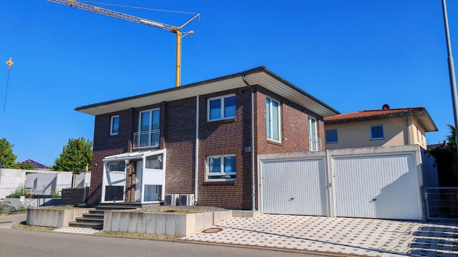 ! Komisyonsuz ! Straubenhardt'ta klimalı ve enerji verimli müstakil ev – Haus