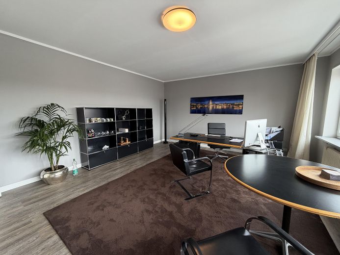 Exklusive Büro- und Praxisfläche // Hafen Travemünde – Büro 3