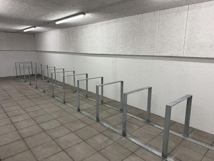 Wijk aan de Wiener Platz Feuerbach - 4-kamernieuwbouwappartement met keuken, lift, terras, ondergrondse parkeerplaats – Fahrradkeller