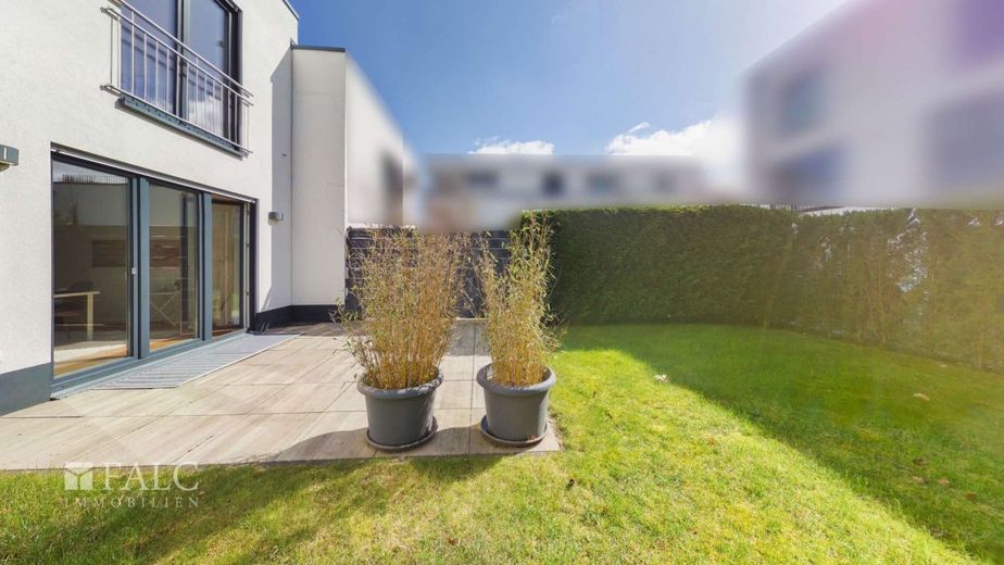Licht, Qualität, Effizienz - Ihr neues Zuhause mit A+ Standard – Garten