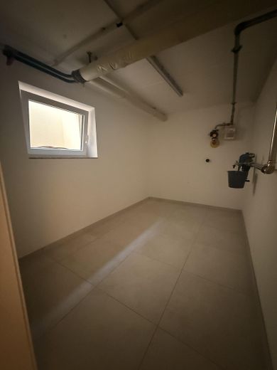 Luxus-Erstbezug nach Kernsanierung | 4 Zimmer | großzügiges Wohnen – Kellerraum 2