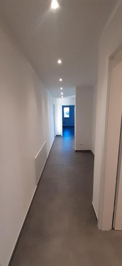 5-Zimmer Galeriewohnung, Penthaus klimatisiert mit Dachterrasse – Flur