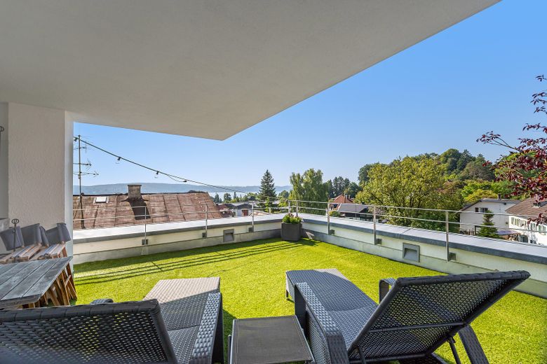 Villa esclusiva con vista sulle Alpi e sul lago, dotazioni di lusso e ampie terrazze – Dachterrasse