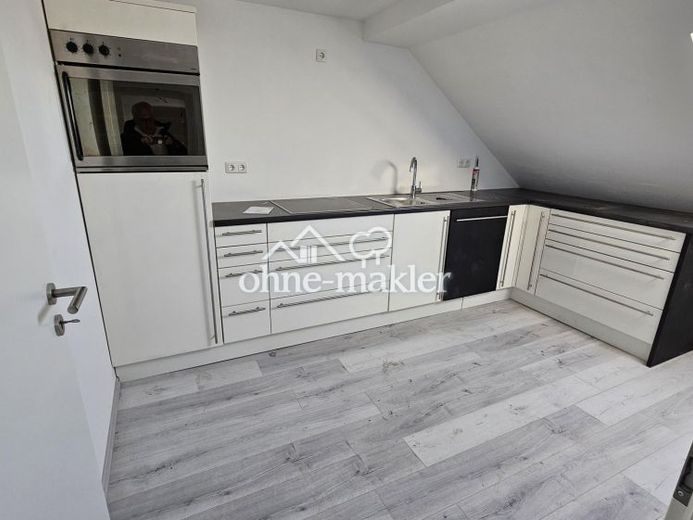 ZENTRUM ALSDORF,SEHR SCHÖNE ca. 63 m2 DACHGESCHOSS WOHNUNG ZU VERMIETEN – Foto 2