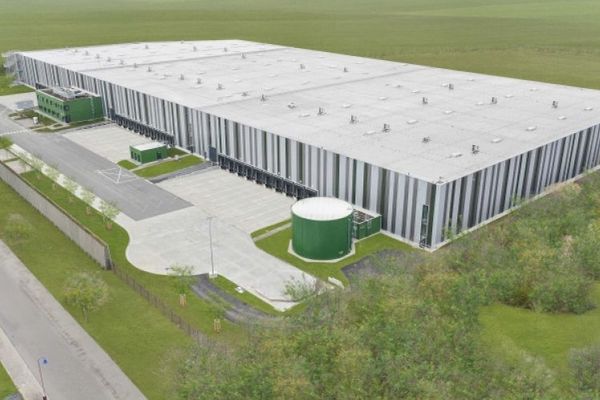 Hallenkomplex (BJ: 2024/25) - Nähe A4 in Gera - neuester Standard - Topqualität