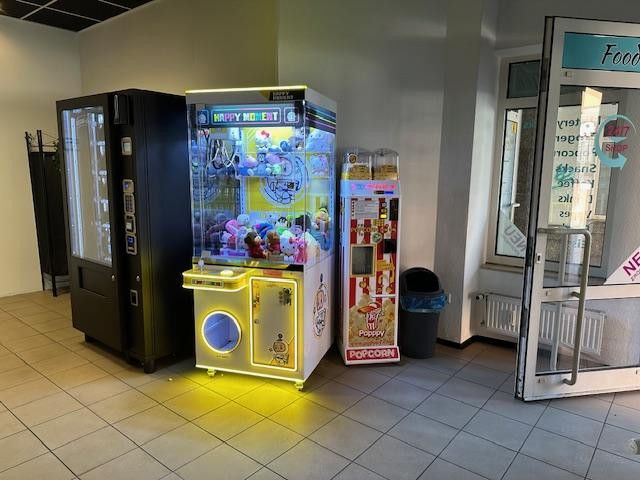 Lukratives  24/ / Shop – Foto 2