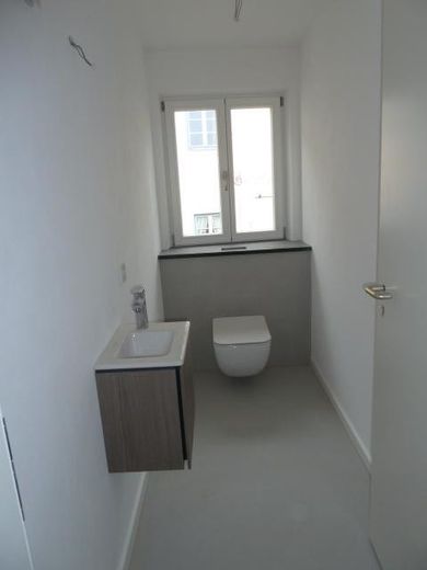 Particolare appartamento penthouse di 5 locali con balcone nel centro storico di Bad Tölz – Gäste WC