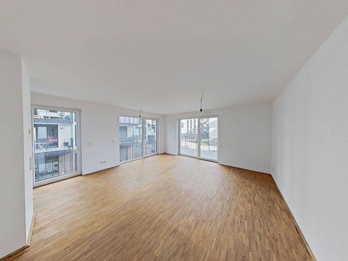Stilvolle 2-Zimmer-Wohnung mit Balkon und EBK! – Foto 1