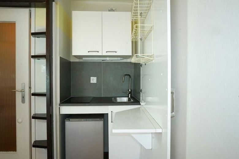 Monolocale in affitto con balcone a Maxvorstadt – Foto 6