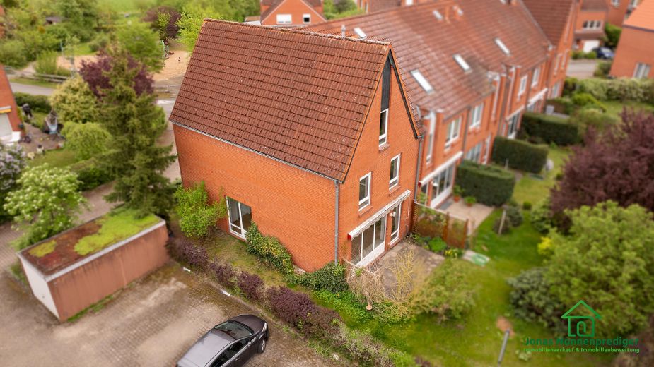 Reihenendhaus mit Garten u. Stellplatz - für den Käufer provisionsfrei – फोटो 7