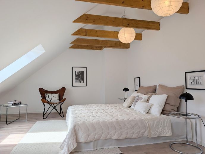 Schlafzimmer (Ansicht 1)