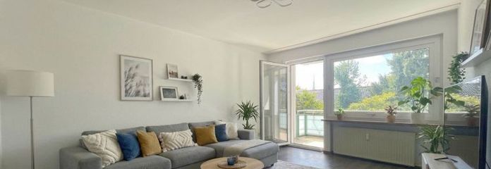 Appartement en copropriété baigné de lumière à Bothfeld avec balcon orienté sud et vue sur la verdure