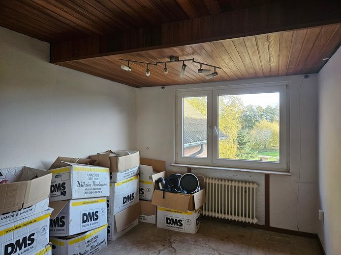 Großes Anwesen, Haus mit Einliegerwohnung, ideal für Pferde/Hunde/Tierhaltung geeignet – Foto 3