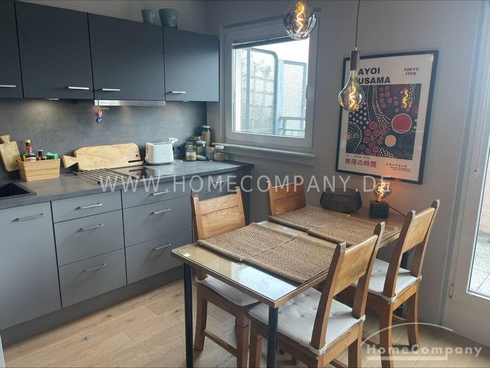 Gemeubileerd 2-kamerappartement met uitzicht op de Dom in Keulen! – d3dcd748e266775830729ed63932e9c683f19ce2.jpg