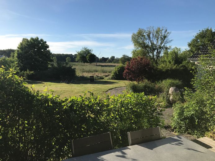 Ferieninvestment + Lebensperspektive + Land auf Rügen – Blick von Terrasse 2