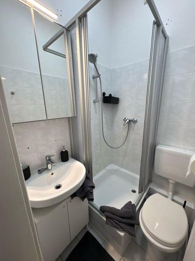 Voll möblierte 2-Zimmer-Wohnung in zentraler Lage Wilhelmshaven – Langzeitmiete willkommen – Duschbad