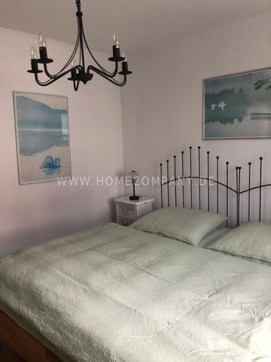 27018 HomeCompany Dresden Möbliert/Furnished 2-Zimmer-Apartment mit Balkon in Dresden-Nickern max. 1 Person – b577926579982ddafed8fee7065e84daf036d59c.jpg