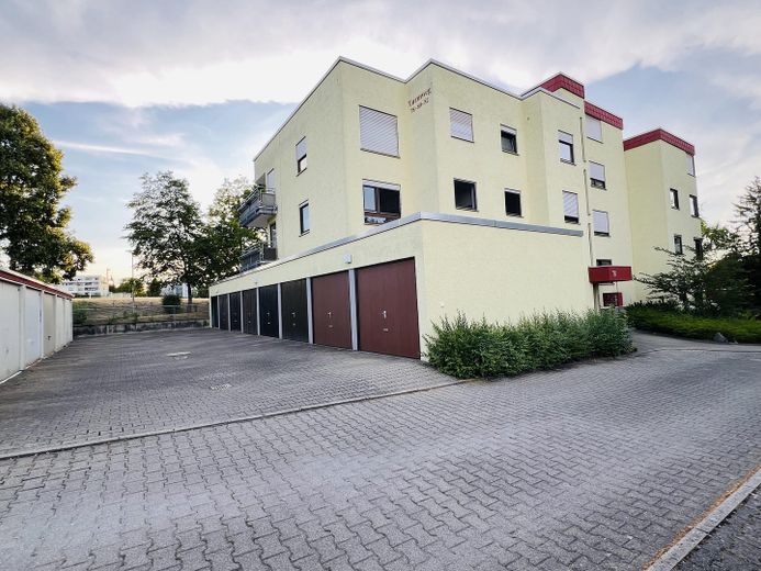 Sehr gepflegte 2,5-Zimmer-Wohnung in Top-Lage mit Terrasse, Garten,Garage in Ro... – Foto 19