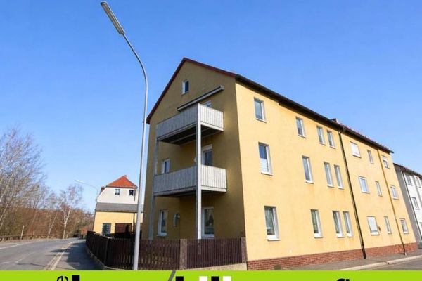 Casa trifamiliare con appartamento di 140 m² libero e pronto per essere abitato a Waldsassen
