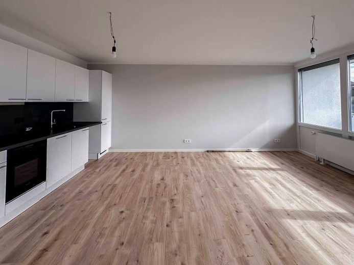 Appartement 3,5 pièces de qualité dans un cadre verdoyant à Wuppertal-Oberbarmen – Photo 1