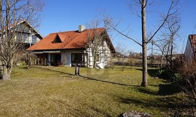 IHR SONNIGES PLÄTZCHEN IM 5 SEEN-LAND – 1756382724_b5af53.jpg