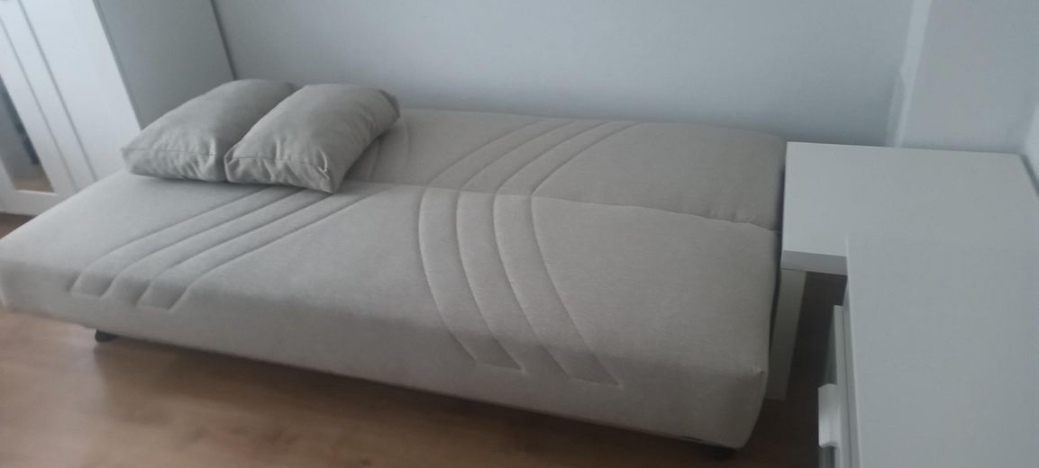 Kernsanierte Souterrain Wohnung möbliert – Foto 3