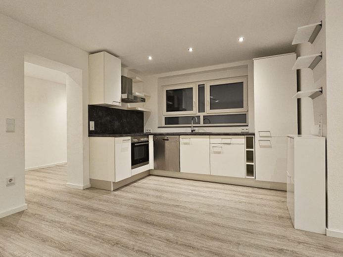 Mutfak ve garajlı modern 4 odalı daire, TBB – Küche