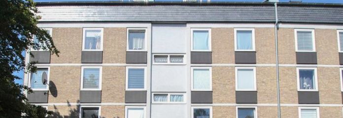Encantador apartamento de 3 habitaciones en planta baja con balcón orientado a zonas verdes, en una ubicación tranquila