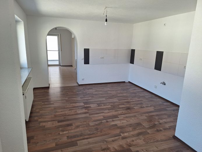 Langenau Göttingen Provisions FREIE 3,5 Zimmer Wohnung 1 OG – Küche Essen