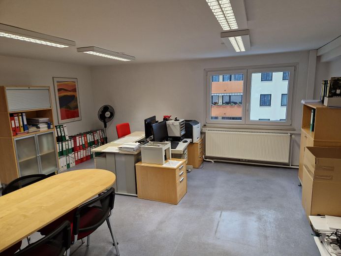 Büroraum hinten 1. OG