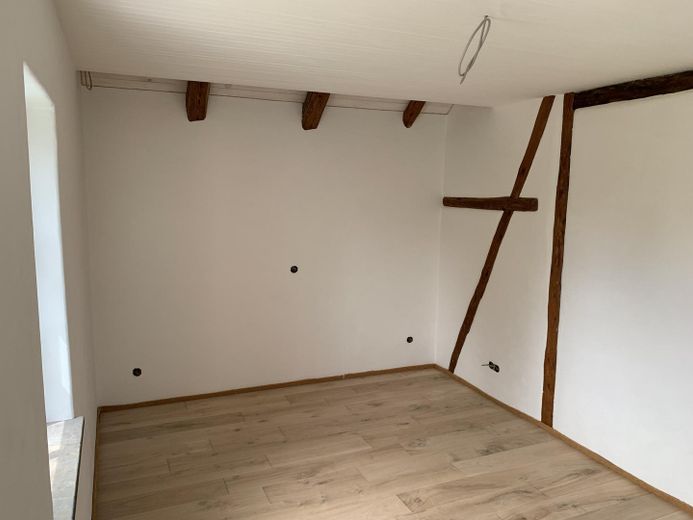 Großzügig wohnen in liebevoll sanierter Scheune – Schlafzimmer