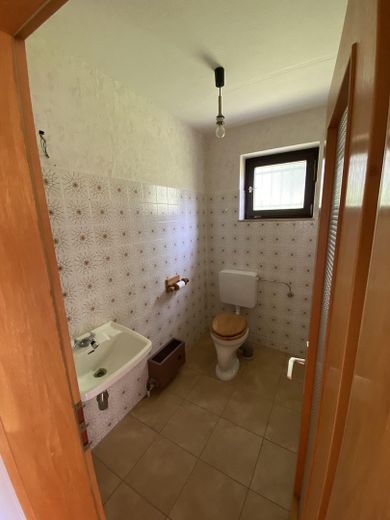 WC (UG)
