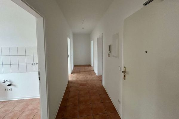 ***Helle 3-Zimmer-Wohnung mit Aufzug und Balkon in Chemnitz-Kappel ***