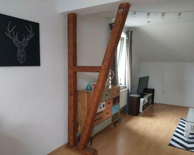 Dahlhausen: Zadbane mieszkanie 2,5-pokojowe w domu 3-rodzinnym – Wohn- und Esszimmer