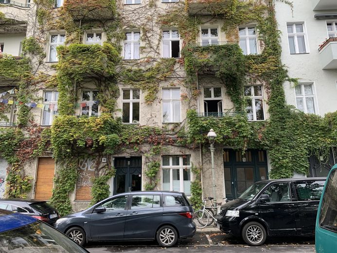 Privatverkauf 56m² Altbau-Wohnung im Heckmannufer, Wrangelkiez – Hausansicht