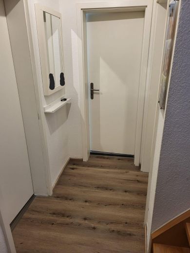 Light-filled 3.5-room maisonette apartment in Nordstadt/Gärten h.d.Veste – Flur untere Ebene