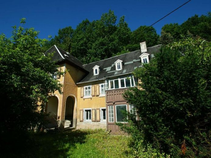 +Entwicklungspotenzial - stark sanierungsbedürftiges Einfamilienhaus mit wunderbarem Waldzugang+ – Foto 1