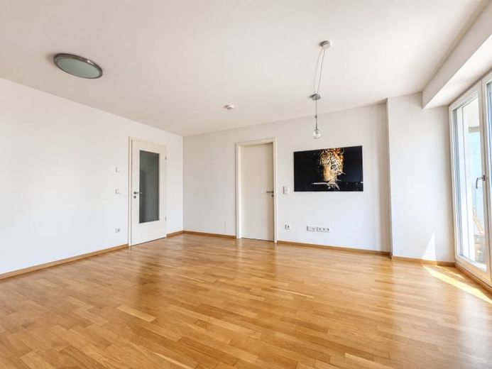 Über den Dächern von Haidhausen – 2 Zimmer, großer Südbalkon & urbanes München – Foto 1
